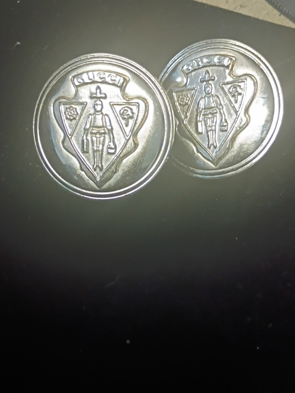 Gucci Polished Shoe Emblems
